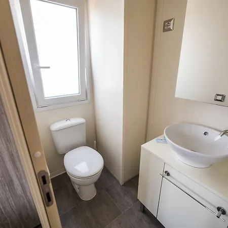 Kamp alanı Ermosa *